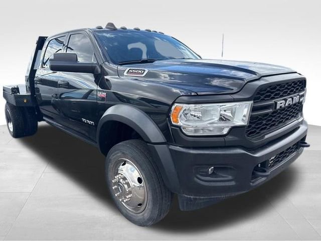 Used 2022 RAM 5500 Tradesman w/ Electrical Accessory Group image 9