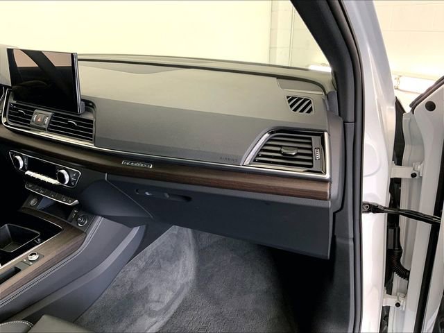 Used 2025 Audi Q5 e Premium Plus w/ Premium Plus Package image 21