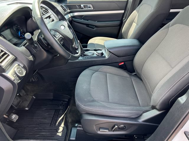 Certified 2017 Ford Explorer XLT AWD/4WD image 23