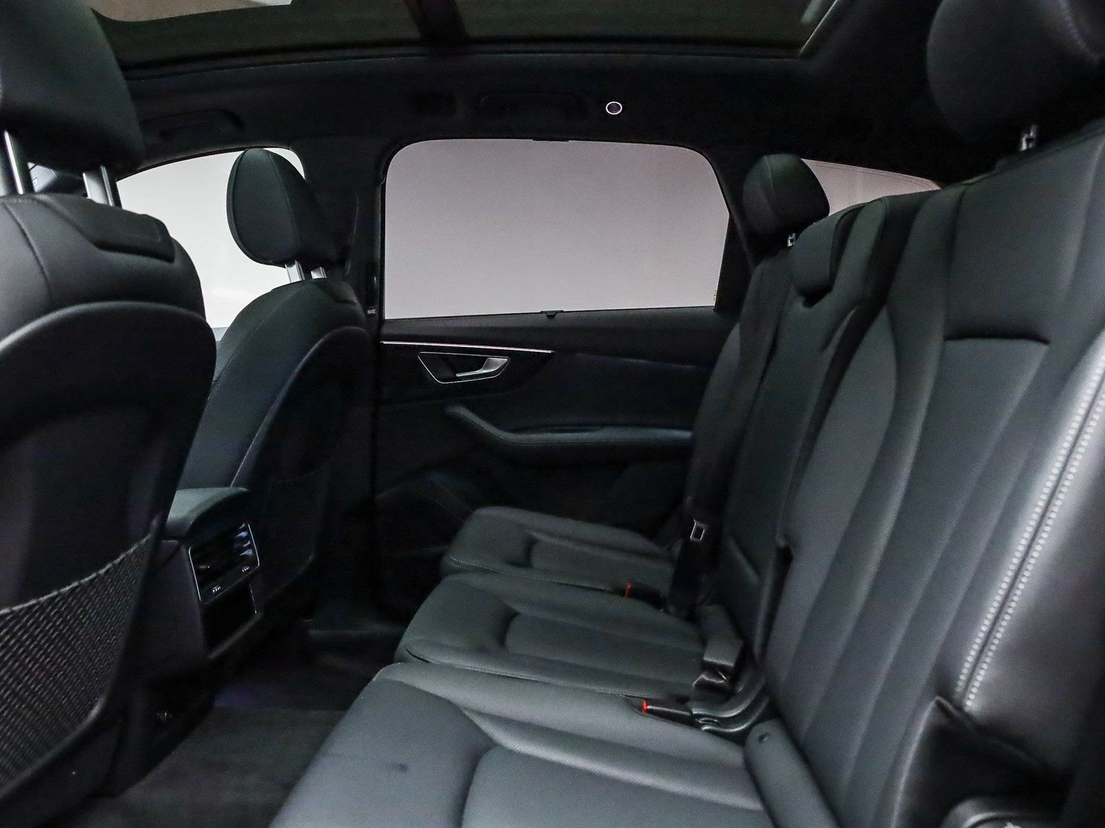 New 2026 Audi Q7 3.0T Premium Plus AWD/4WD image 21