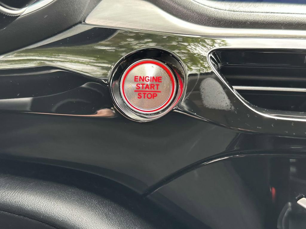 Certified 2023 Acura MDX SH-AWD w/ Technology Package image 14