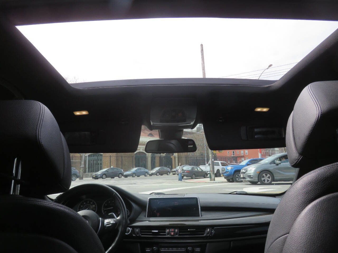 Used 2016 BMW X5 xDrive50i AWD/4WD image 13