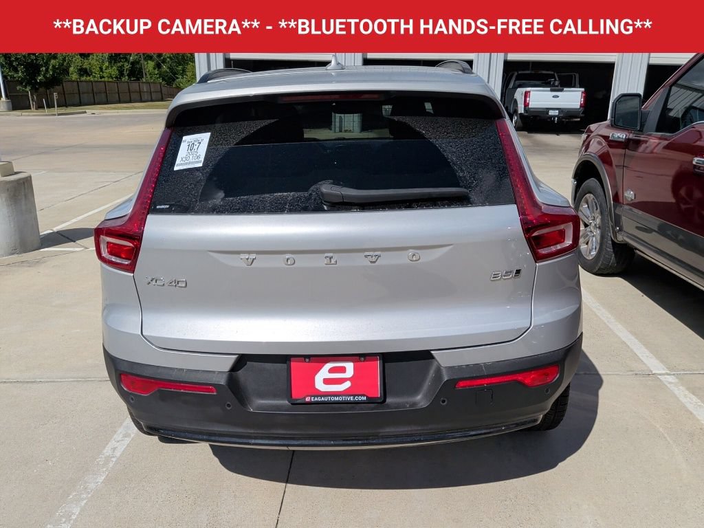 Used 2025 Volvo XC40 B5 Plus AWD/4WD image 6