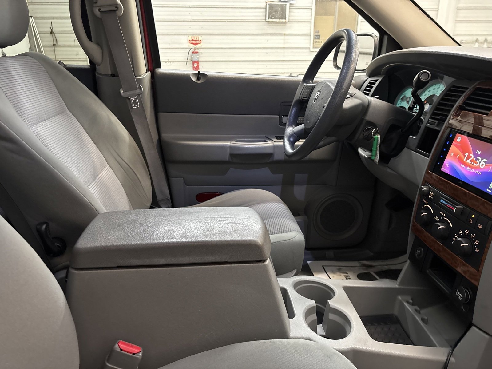 Used 2008 Dodge Durango SLT image 30