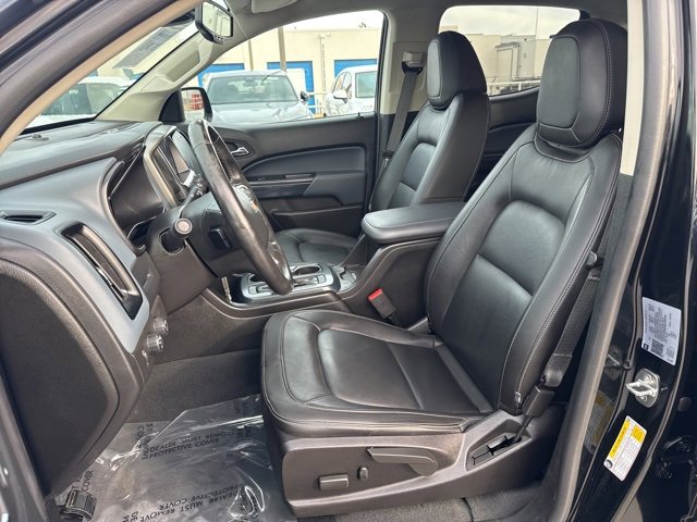 Used 2022 Chevrolet Colorado Z71 w/ Z71 Midnight Edition image 13