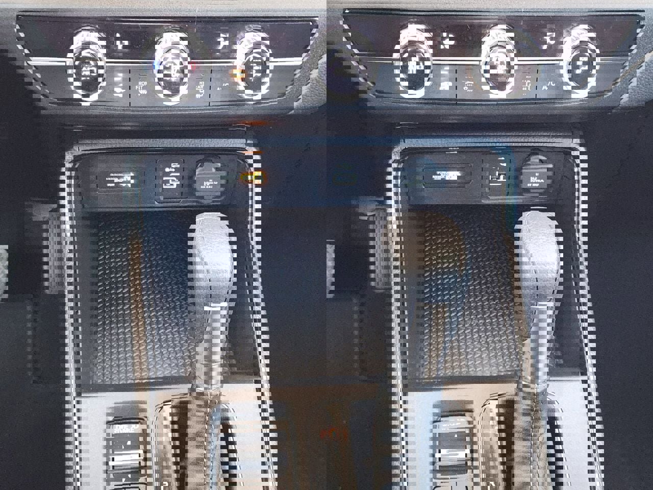 Used 2023 Honda CR-V LX image 18