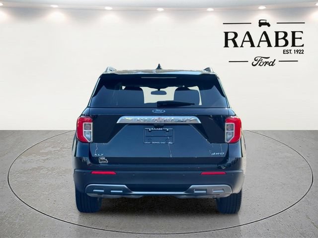 Used 2024 Ford Explorer XLT w/ Equipment Group 202A AWD/4WD image 6