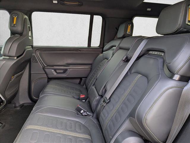 Used 2025 Rivian R1S Adventure image 15