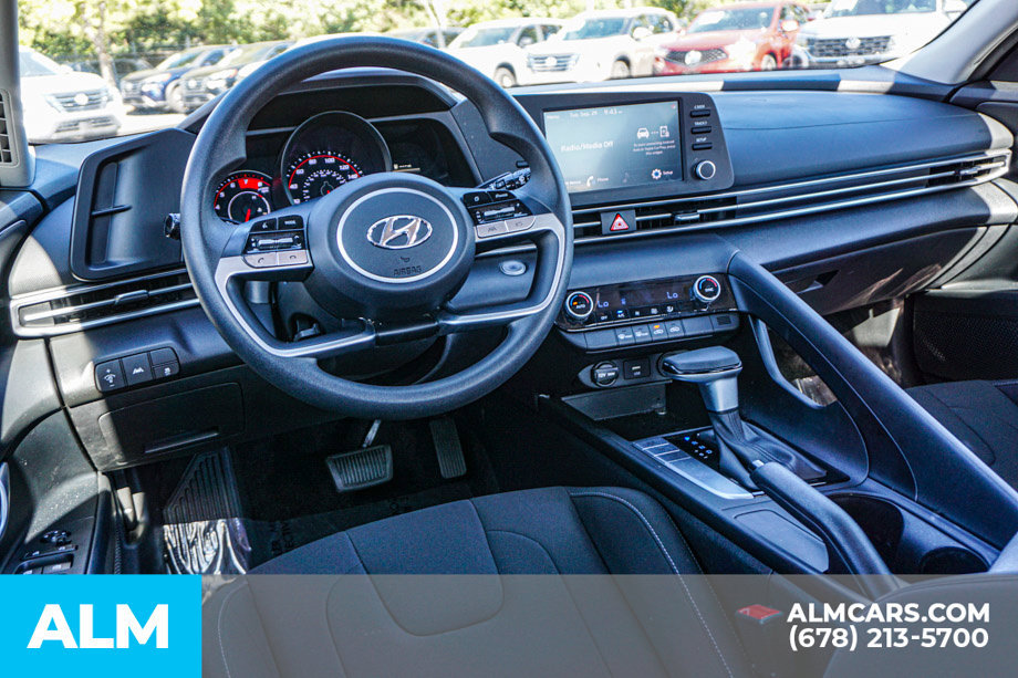 Used 2023 Hyundai Elantra SEL FWD image 26