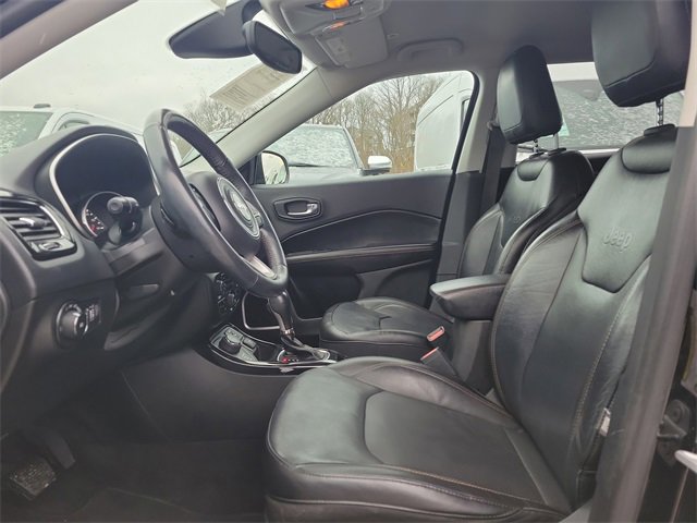 Used 2018 Jeep Compass Limited w/ Navigation Group image 16
