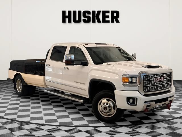 Used 2019 GMC Sierra 3500 Denali w/ Duramax Plus Package AWD/4WD image 1