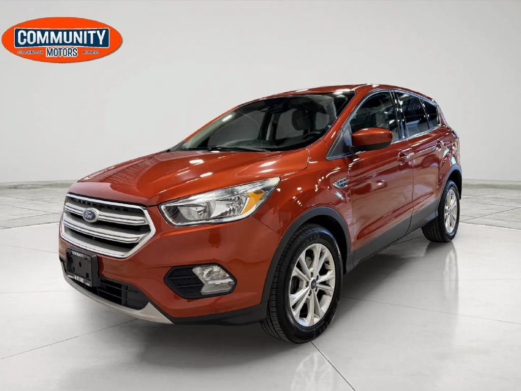 Used 2019 Ford Escape SE FWD image 1
