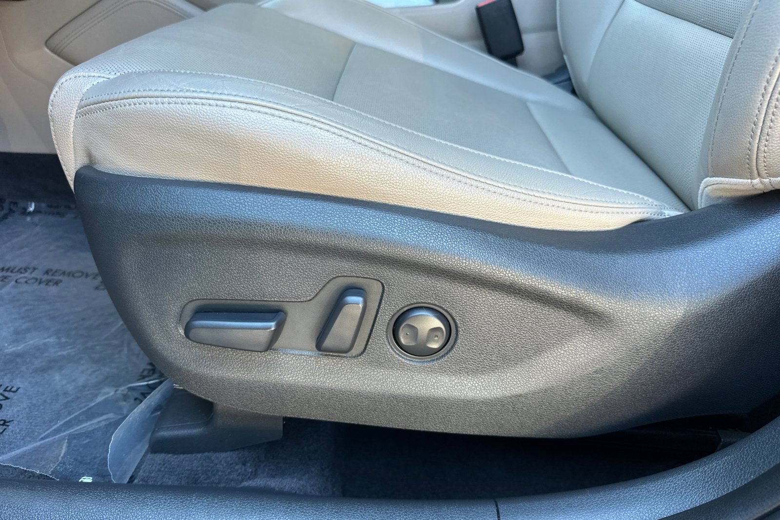 Used 2016 Hyundai Tucson Limited w/ Option Group 03 FWD image 13