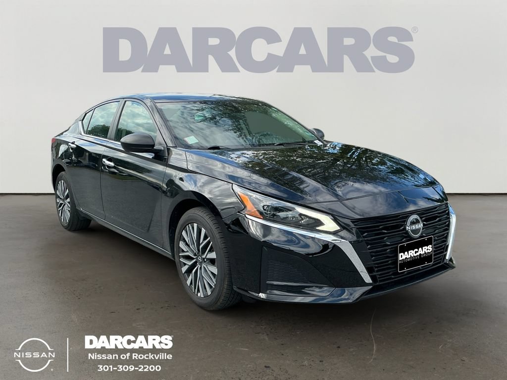 Used 2025 Nissan Altima 2.5 SV