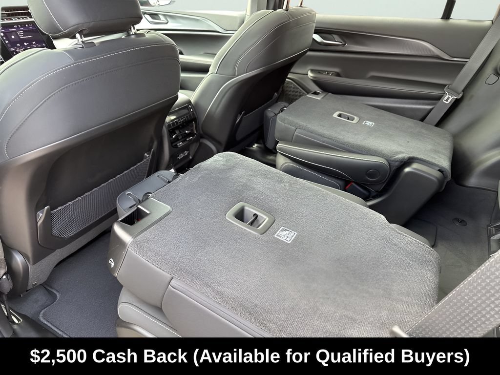 New 2025 Jeep Grand Cherokee L Laredo w/ Luxury Tech Group I RWD image 23