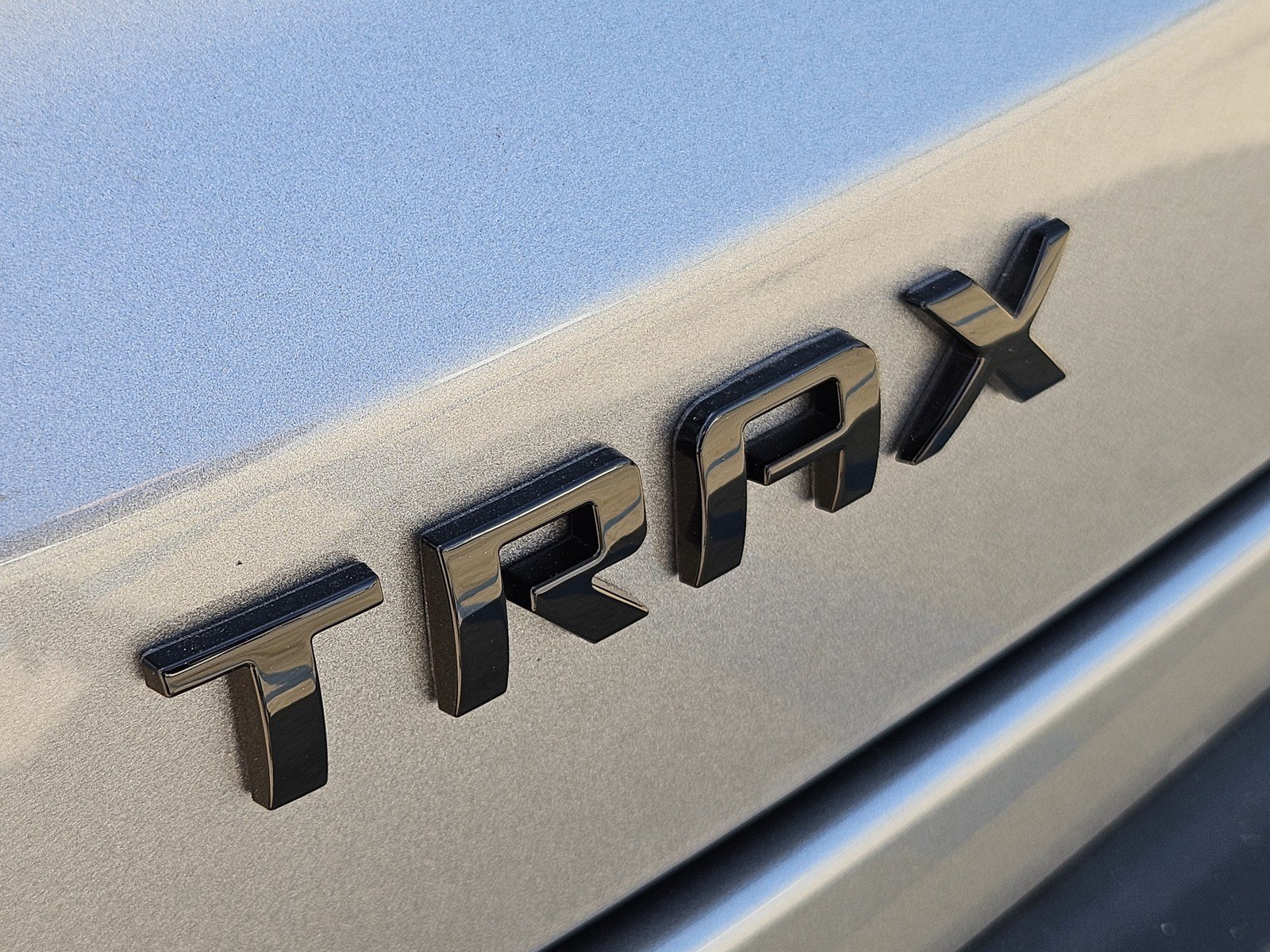 New 2026 Chevrolet Trax RS w/ Sunroof Package FWD image 8