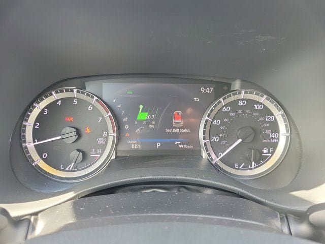 Used 2023 Toyota Highlander LE AWD/4WD image 21