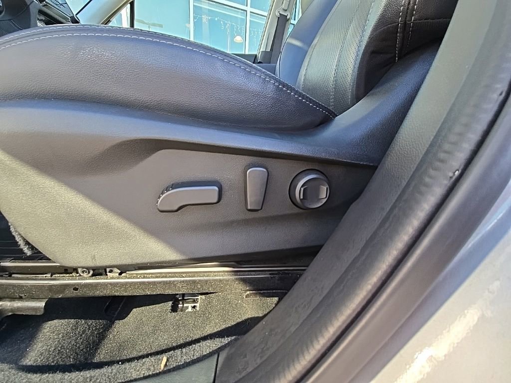 Used 2023 Subaru Forester Limited image 13