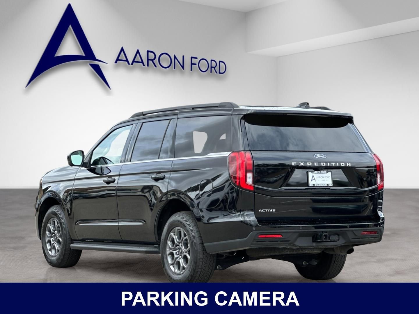 Used 2025 Ford Expedition Active AWD/4WD image 4