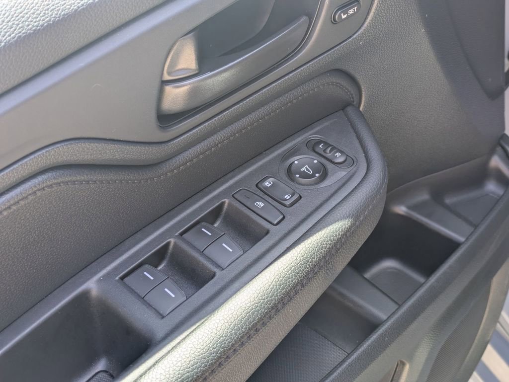 Used 2025 Honda Odyssey Sport-L image 13