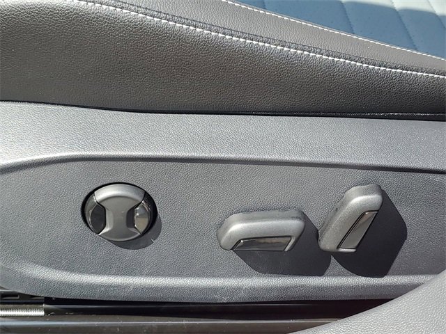 New 2025 Volkswagen Jetta SE image 15