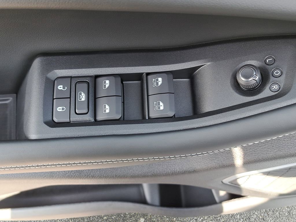 New 2026 Jeep Grand Cherokee L Limited image 30