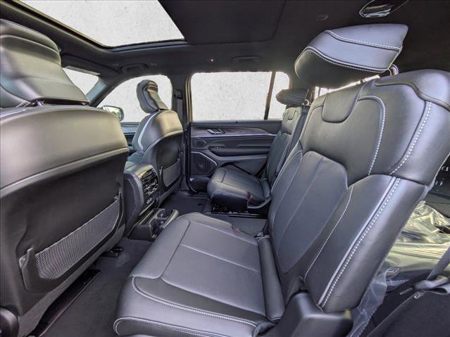 New 2025 Jeep Grand Cherokee L Overland w/ Advanced Protech Group III image 19