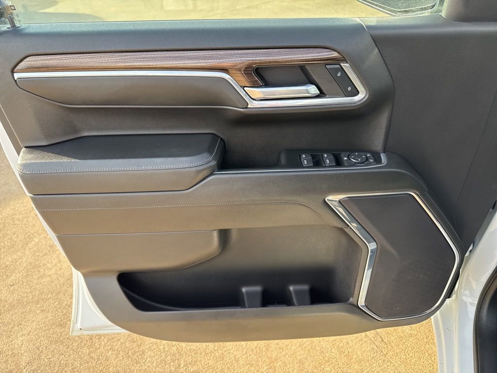 Used 2023 Chevrolet Silverado 1500 RST w/ Z71 Off-Road Package image 7