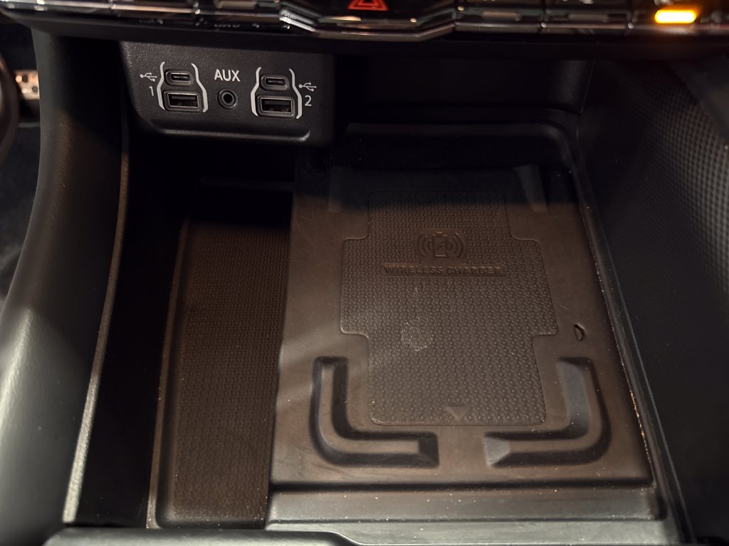 Used 2023 Dodge Durango SRT AWD/4WD image 19