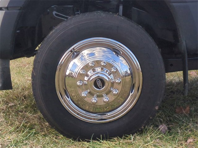 Used 2022 Ford F550 4x4 Regular Cab Super Duty image 17