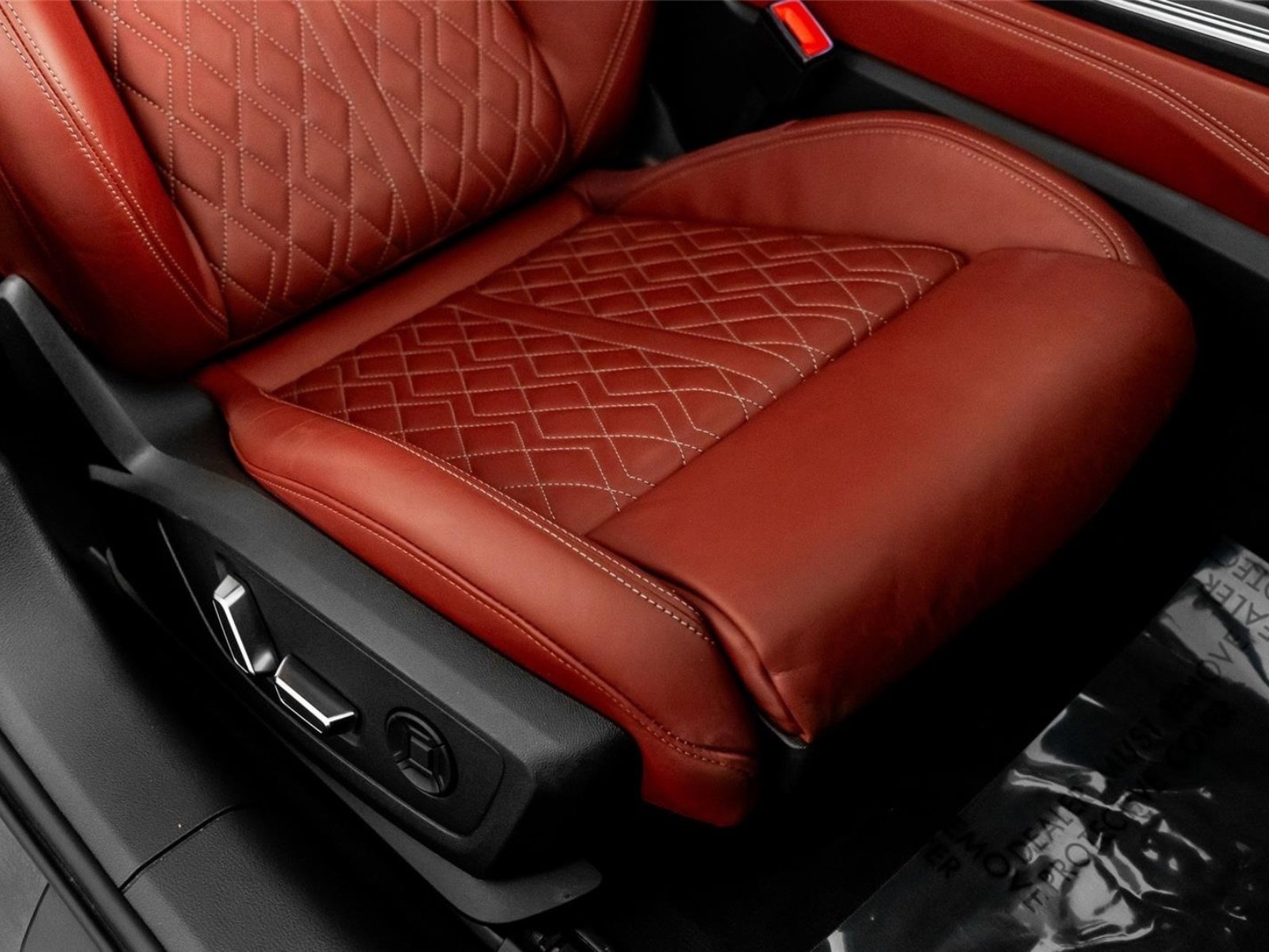 Used 2023 Audi S6 Prestige w/ Prestige Package image 30