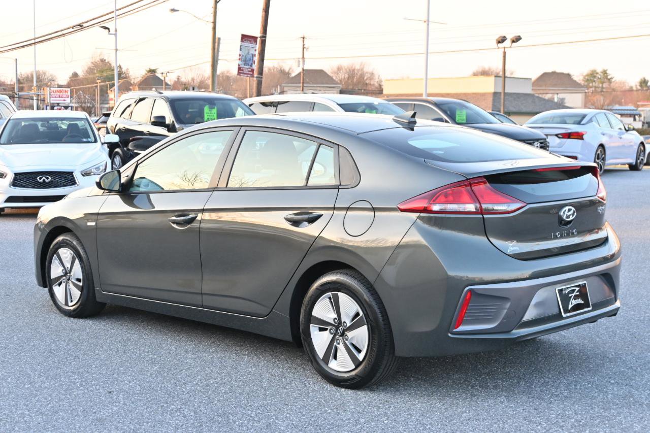 Used 2020 Hyundai Ioniq Blue FWD image 9