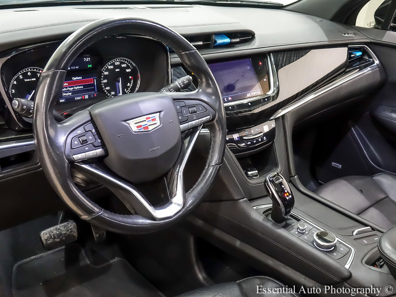 Used 2020 Cadillac XT6 Premium Luxury AWD/4WD image 14