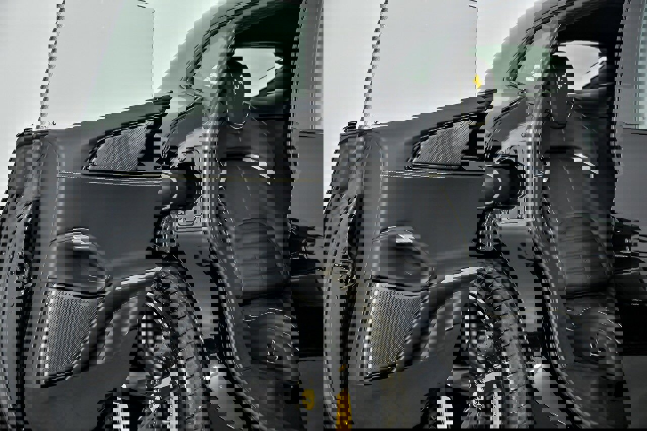 Used 2025 Ferrari Purosangue image 21