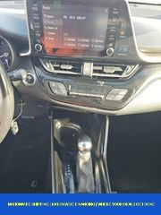 Used 2019 Toyota C-HR XLE image 10