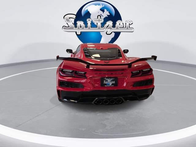 New 2026 Chevrolet Corvette Z06 w/ Z07 Performance Package RWD image 8