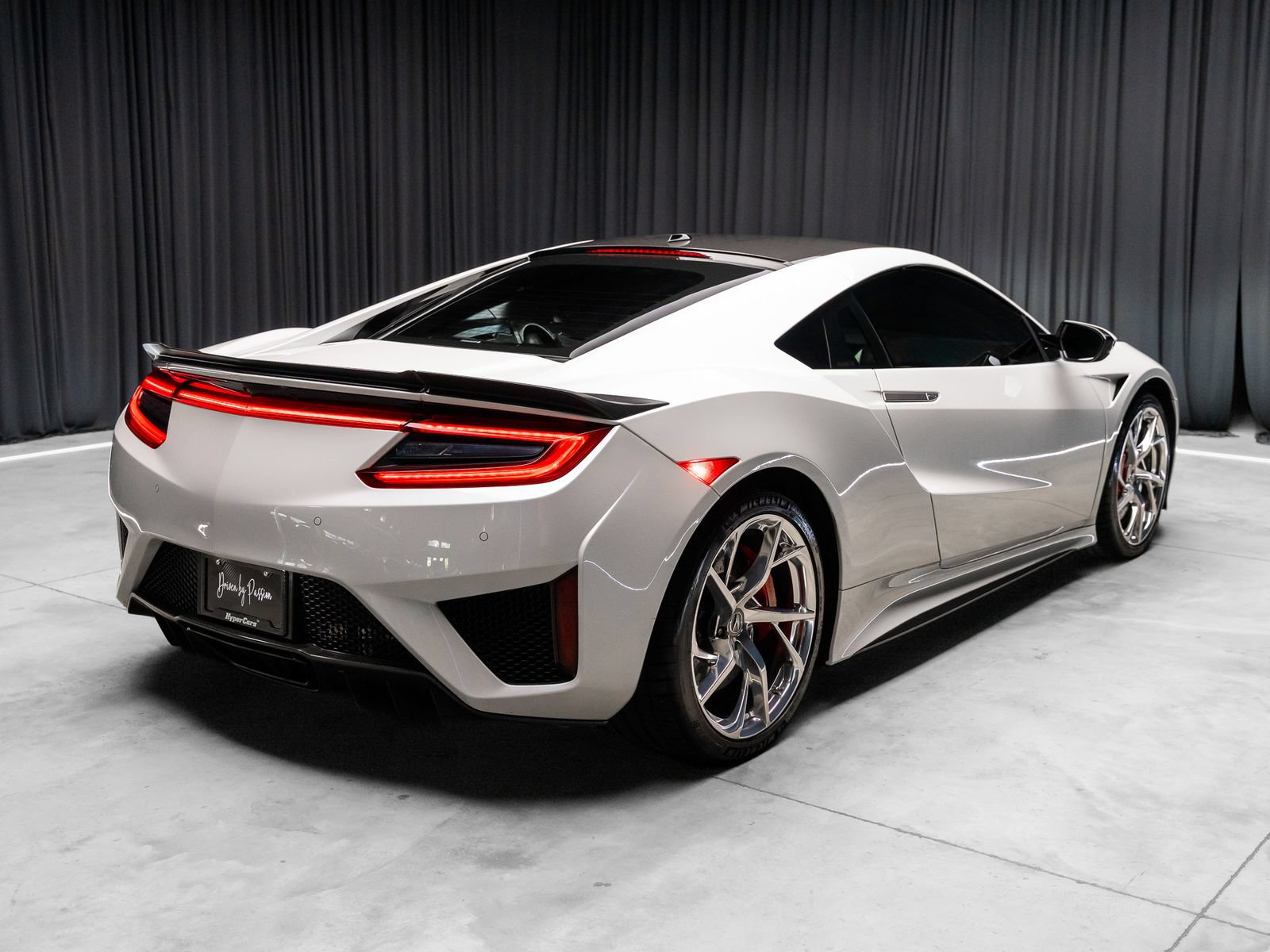 Used 2017 Acura NSX AWD/4WD image 41