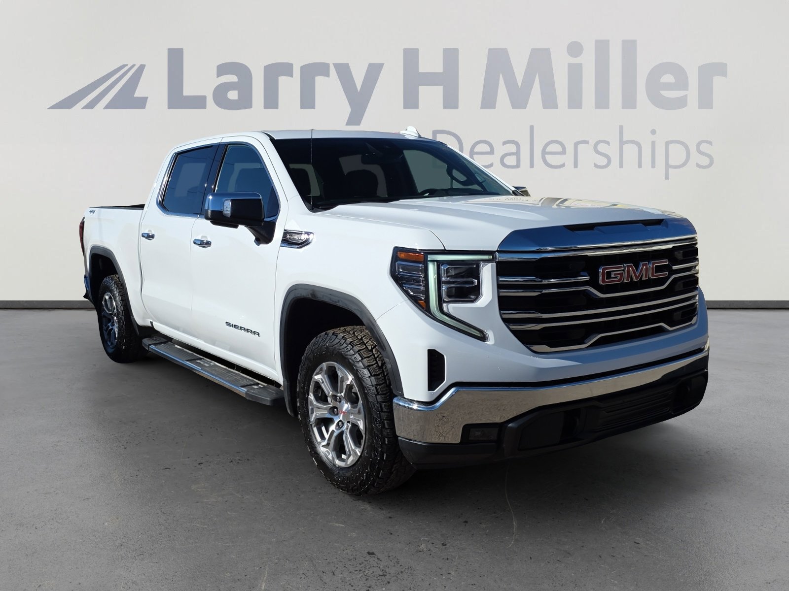 Used 2024 GMC Sierra 1500 SLT image 7