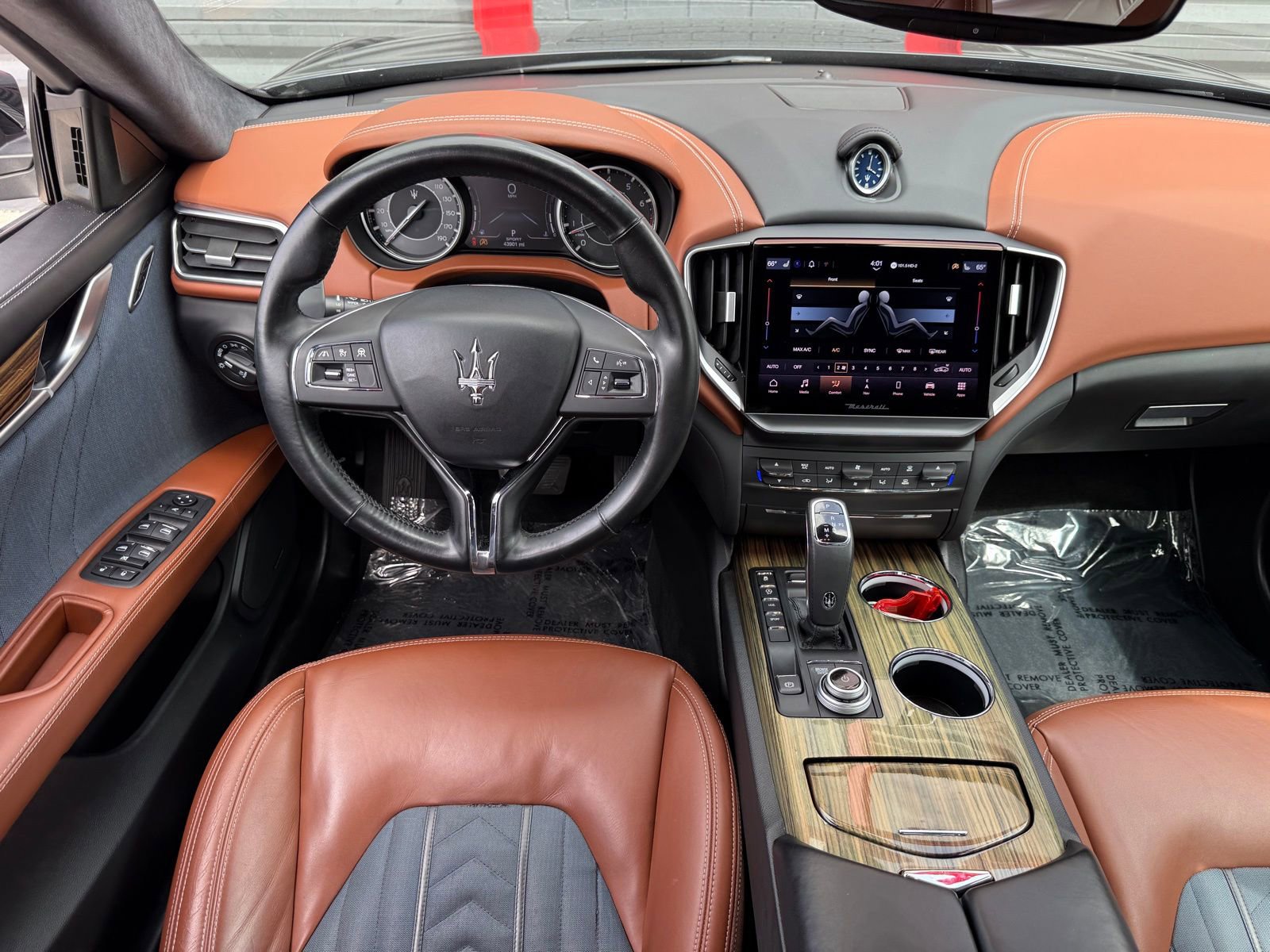 Used 2021 Maserati Ghibli S GranLusso RWD image 24