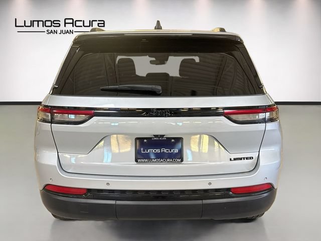Used 2024 Jeep Grand Cherokee Limited w/ Black Appearance Package RWD image 6