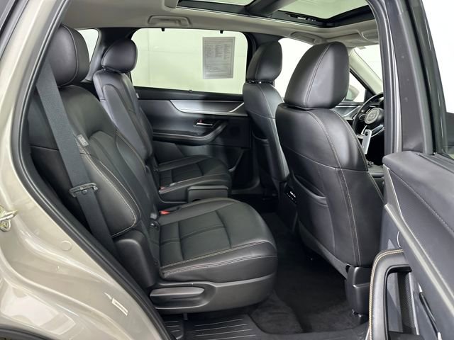 Used 2024 MAZDA CX-90 Plug-In Hybrid w/ Premium Pkg image 27