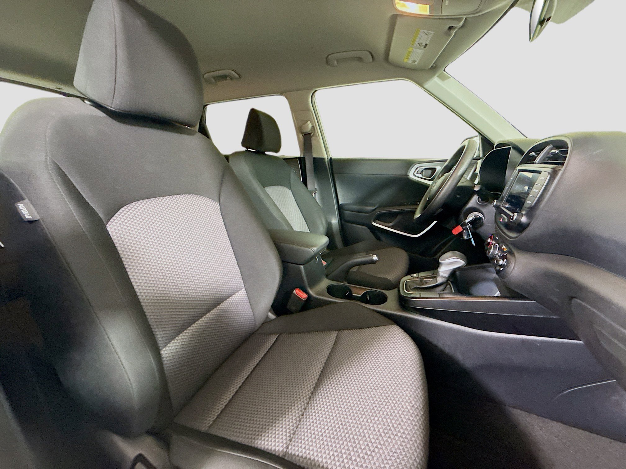 Used 2024 Kia Soul LX w/ Option Group 015 image 28