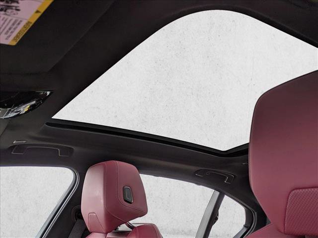 Used 2025 BMW i5 xDrive40 w/ Executive Package image 16