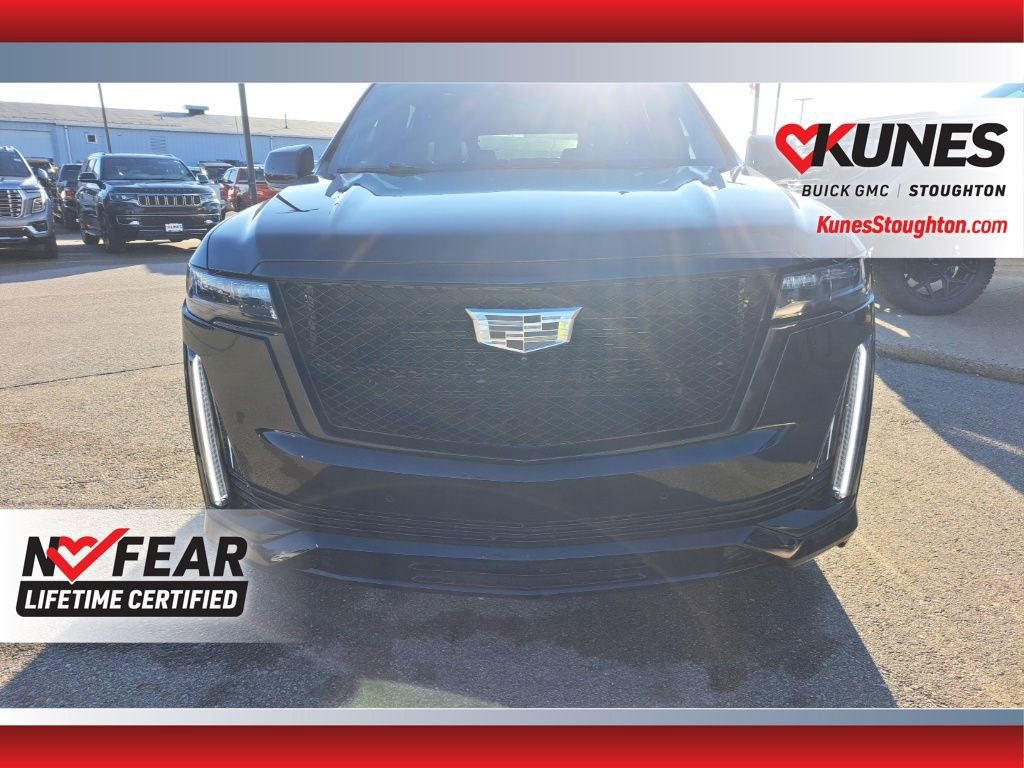 Used 2024 Cadillac Escalade ESV Sport Platinum w/ LPO, ONYX Package image 60