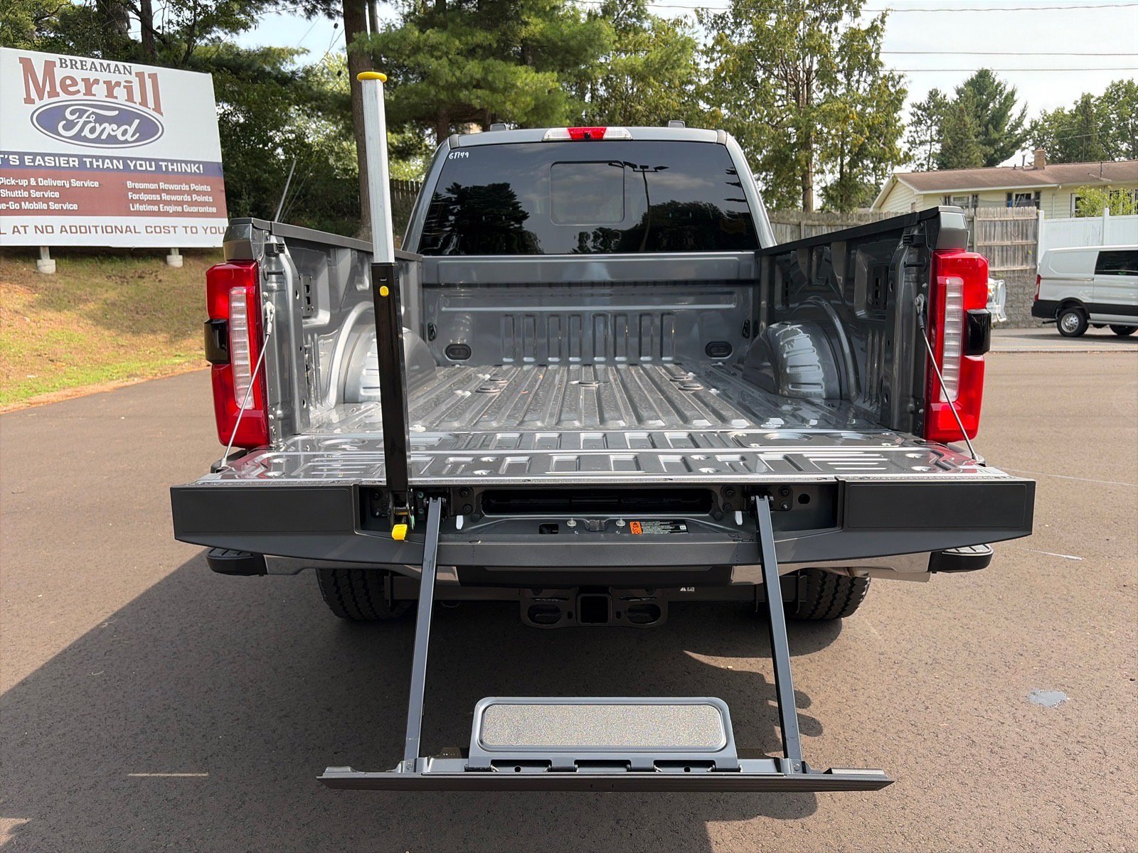 New 2026 Ford F250 XLT w/ XLT Premium Package AWD/4WD image 8
