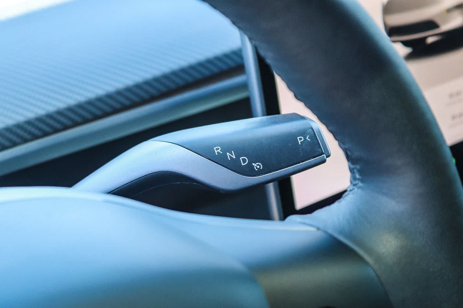 Used 2022 Tesla Model Y Performance AWD/4WD image 15