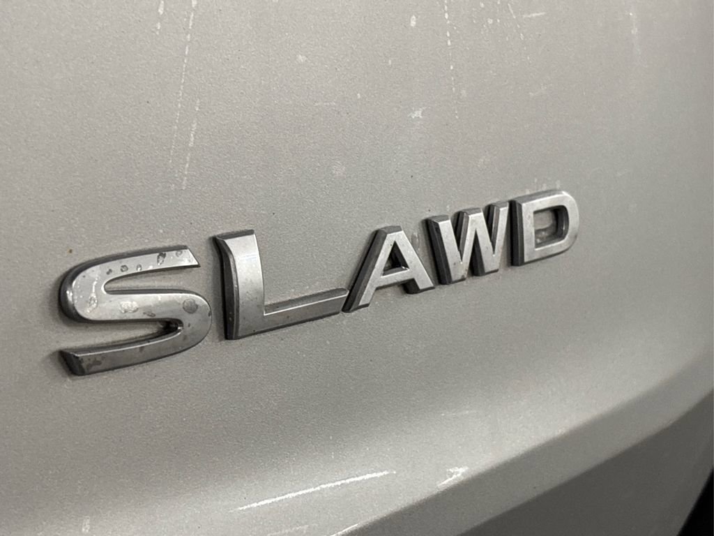 Used 2022 Nissan Rogue SL w/ SL Premium Package image 14