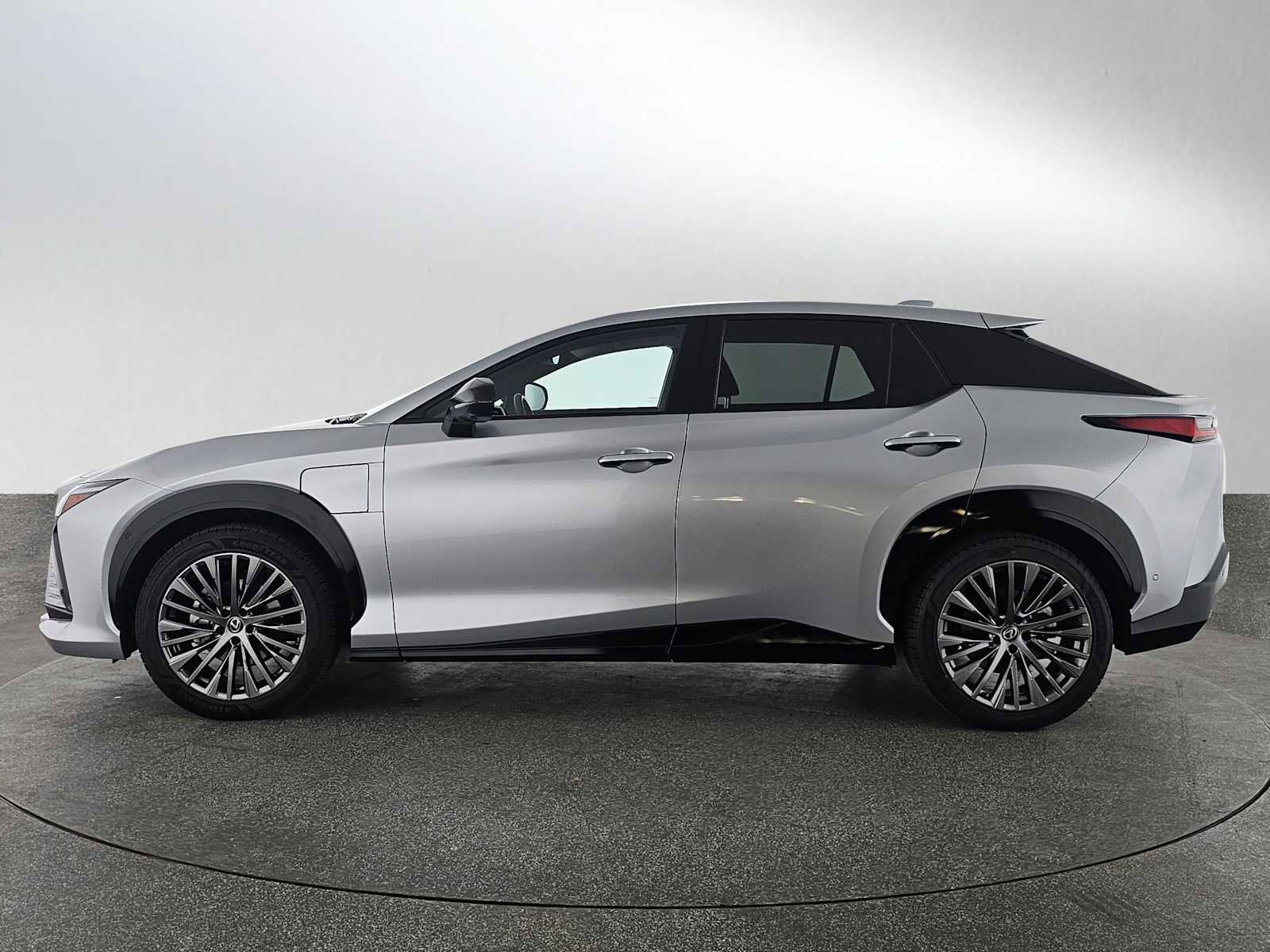 Certified 2023 Lexus RZ 450e Luxury w/ Accessory Package (2T) image 6