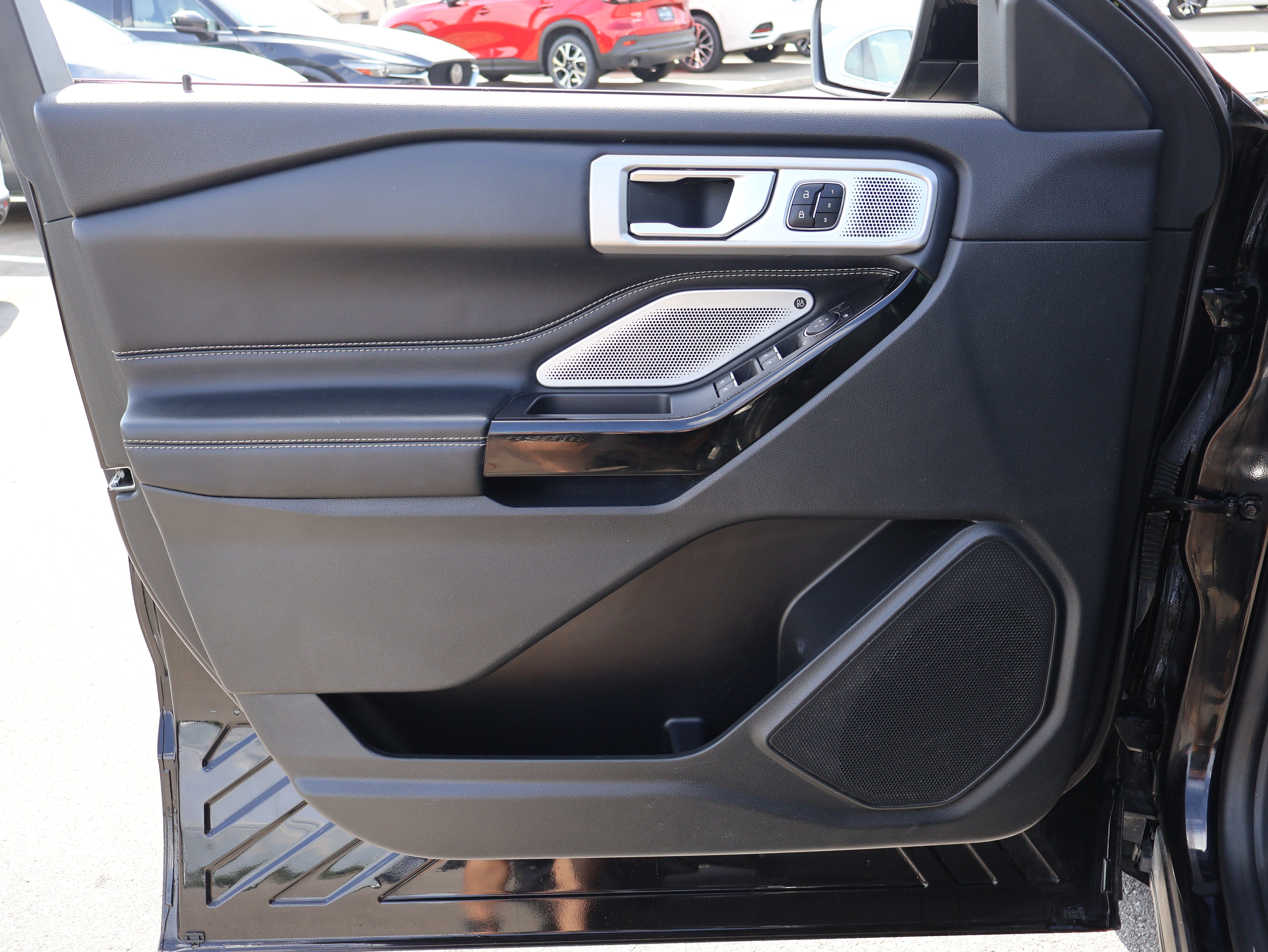 Used 2023 Ford Explorer ST w/ Equipment Group 401A AWD/4WD image 30