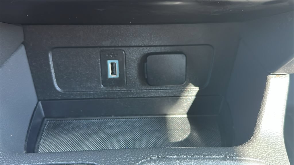 Used 2018 Ford Escape SE w/ SE Sync 3 Package FWD image 25